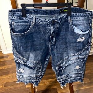 Men’s jean shorts size 42